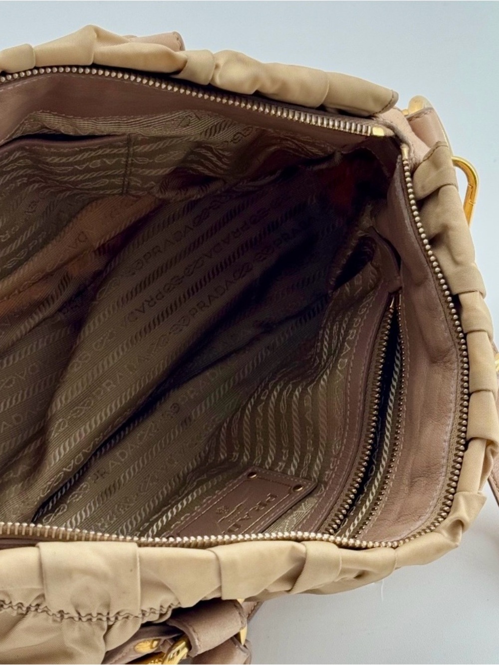 ✨ AUTHENTIC ✨Prada Vintage Tessuto Gaufre Ruched Nylon Satchel Handbag-Tan/Beige - Picture 9 of 13